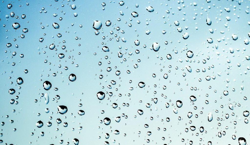 Et si chaque goutte de pluie contribuait à générer de l'électricité ? // Source : Pixabay