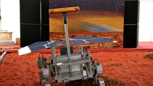 Un prototype du rover de la mission ExoMars. // Source : Wikimedia/CC/ Mike Peel (photo recadrée)