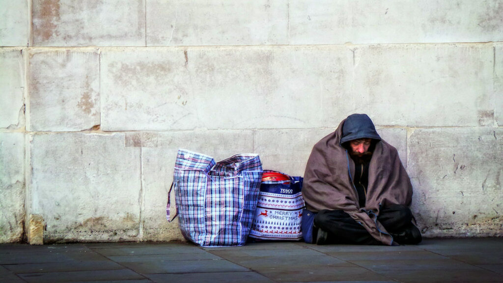 Une personne sans-abri // Source : Flickr/CC/Garry Knight