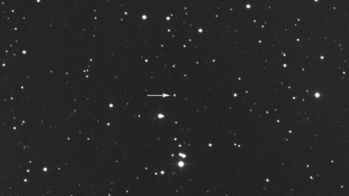 L'astéroïde 1998 OR2 photographié le 24 mars 2020. // Source : Gianluca Masi, The Virtual Telescope Project (photo recadrée)