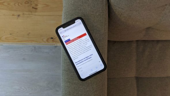 L'attestation numérique sur un iPhone // Source : Numerama