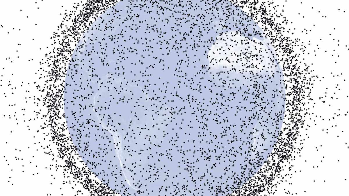 Représentation des débris spatiaux en orbite terrestre basse. // Source : Wikimedia/CC/Orbital Debris Program Office (photo recadrée)