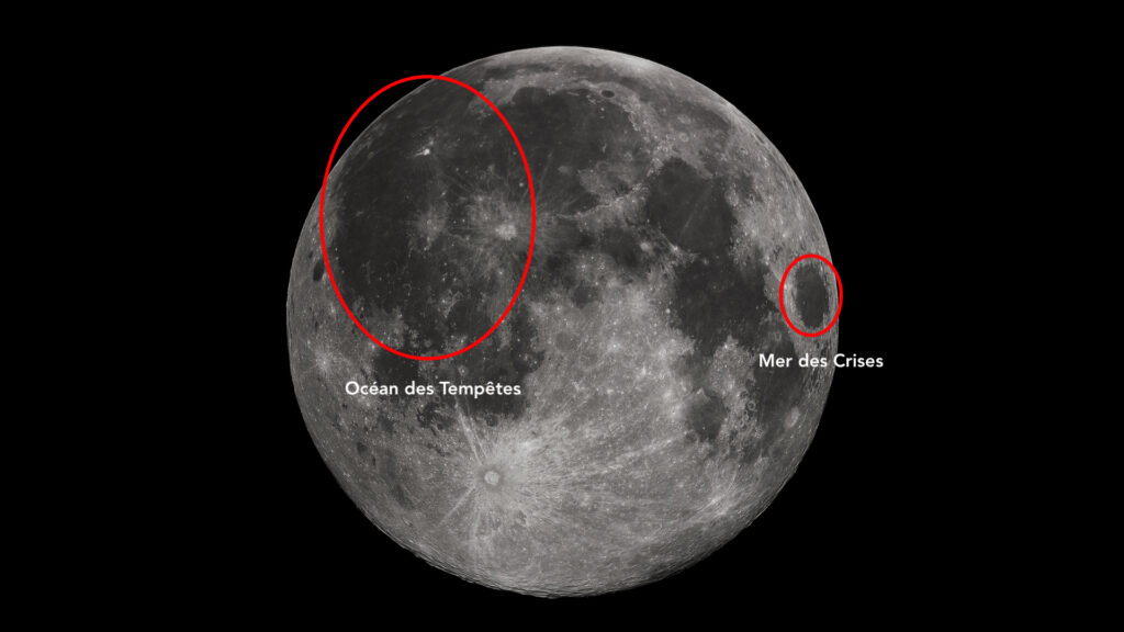 La plus grande des mers lunaires, à gauche, et la plus facile à repérer à l'œil nu, à droite. // Source : Wikimedia/CC/Gregory H. Revera (photo recadrée et annotée)