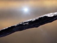 Vue d'artiste d'Oumuamua. // Source : Capture d'écran YouTube Thiton Pléiades