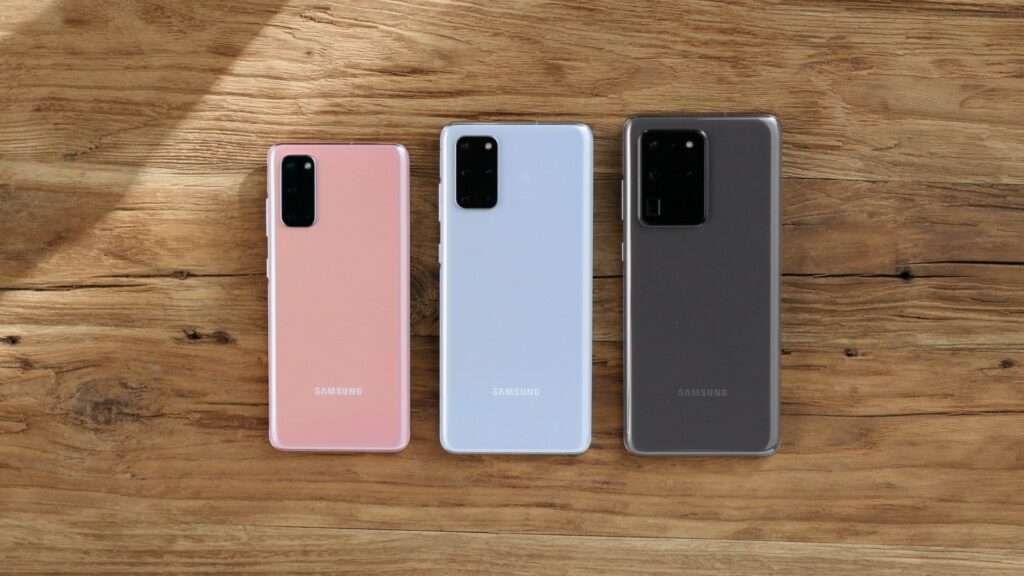 Les Samsung Galaxy S20, S20+ et S20 Ultra. Les Samsung Galaxy S20, S20+ et S20 Ultra.