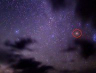 Bételgeuse dans le ciel. // Source : Flickr/CC/bgwashburn (photo recadrée et annotée)