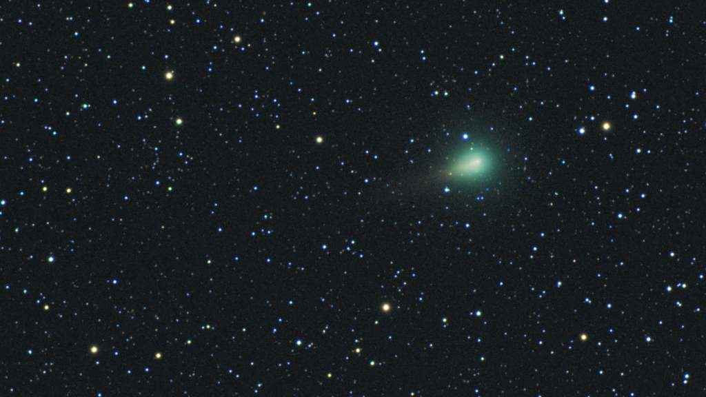 La comète Atlas le 2 avril 2020. // Source : Flickr/CC/Dominique Dierick (photo recadrée)