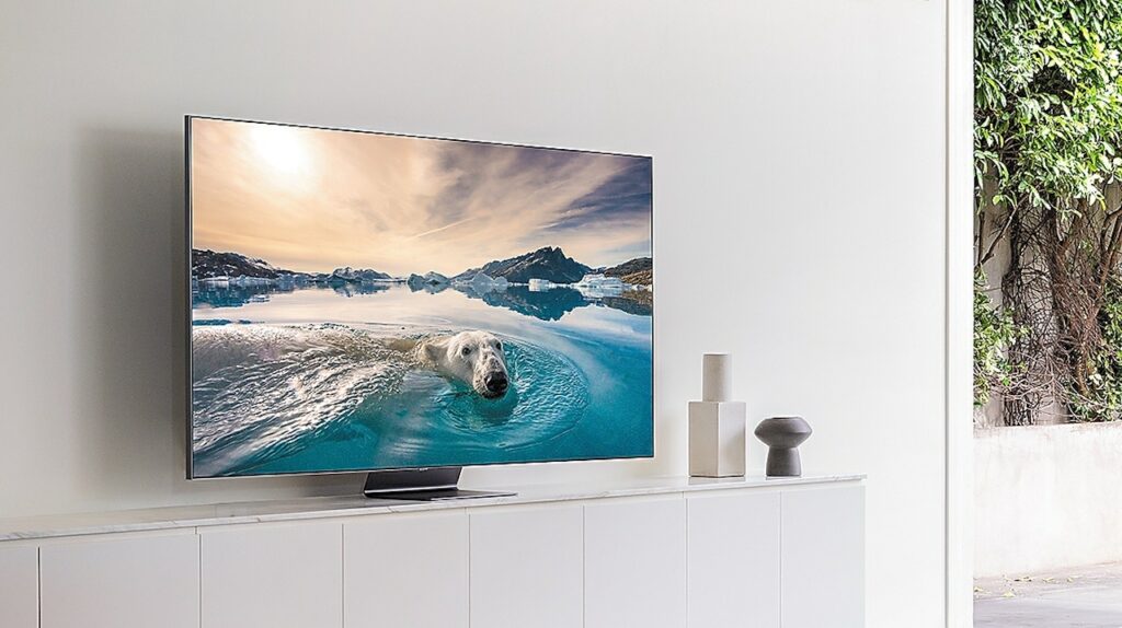 Samsung Q95T en intérieur // Source : Samsung Samsung Q95T en intérieur // Source : Samsung