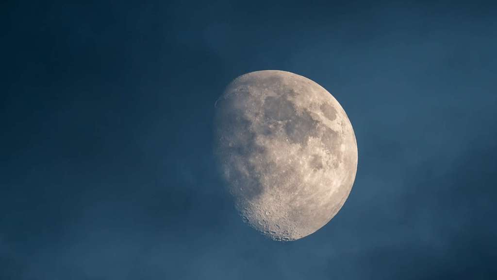La Lune. // Source : Flickr/CC/Mark Smith (photo recadrée)