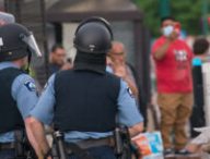 Minneapolis police manifestation // Source : Fibonacci Blue