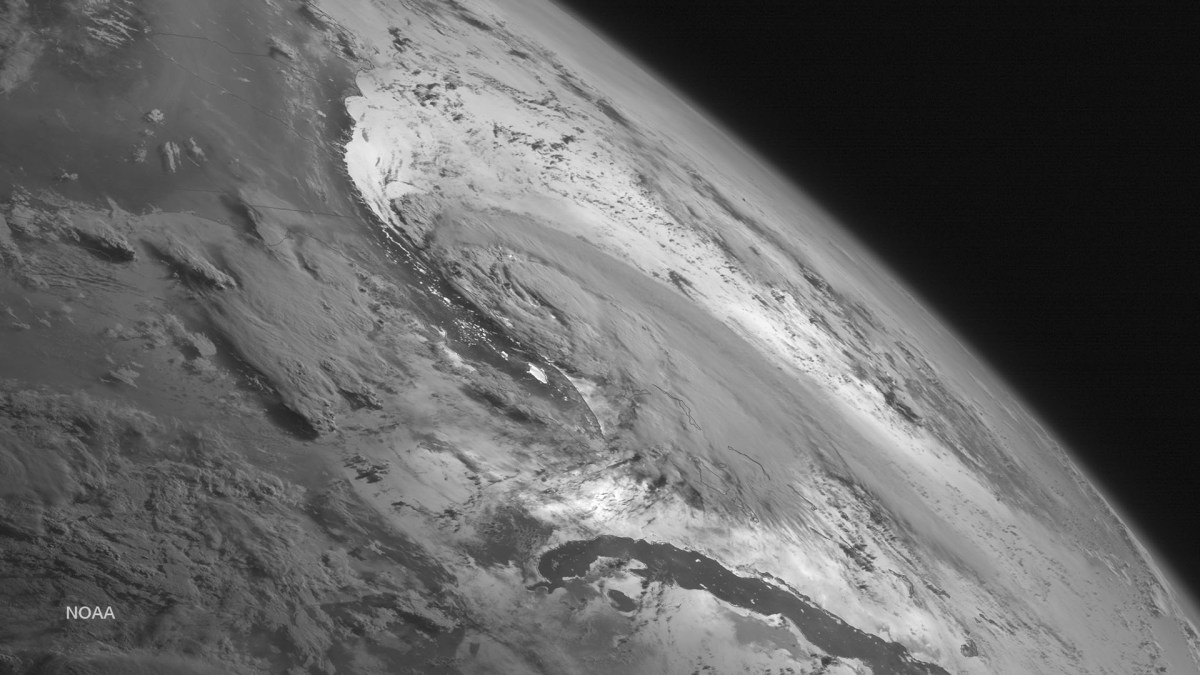 tempete tropicale cyclone // Source : NOAA