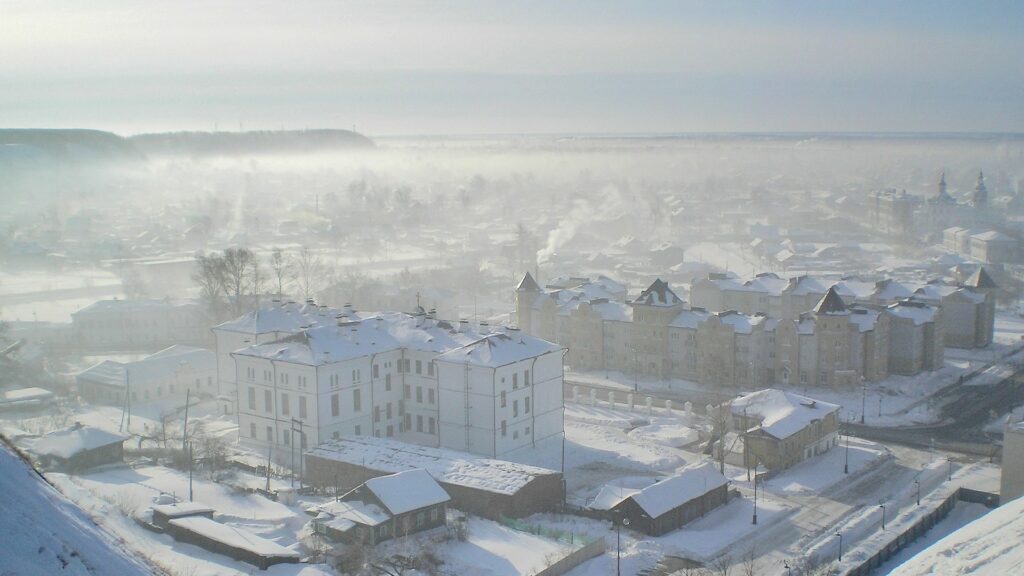Cette région de la Russie est normalement l'une des plus froides du monde. En juin, les températures ne devraient pas dépasser 20 degrés Celsius. // Source : Pixabay