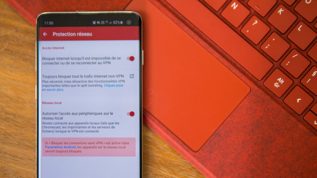 Le Kill Switch permet de couper la connexion à Internet lorsque la connexion VPN n'est plus stable. Le Kill Switch permet de couper la connexion à Internet lorsque la connexion VPN n'est plus stable.