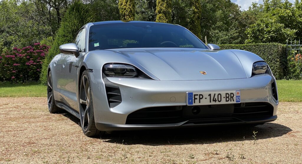 Porsche Taycan // Source : Porsche (pour Numerama) Porsche Taycan // Source : Porsche (pour Numerama)