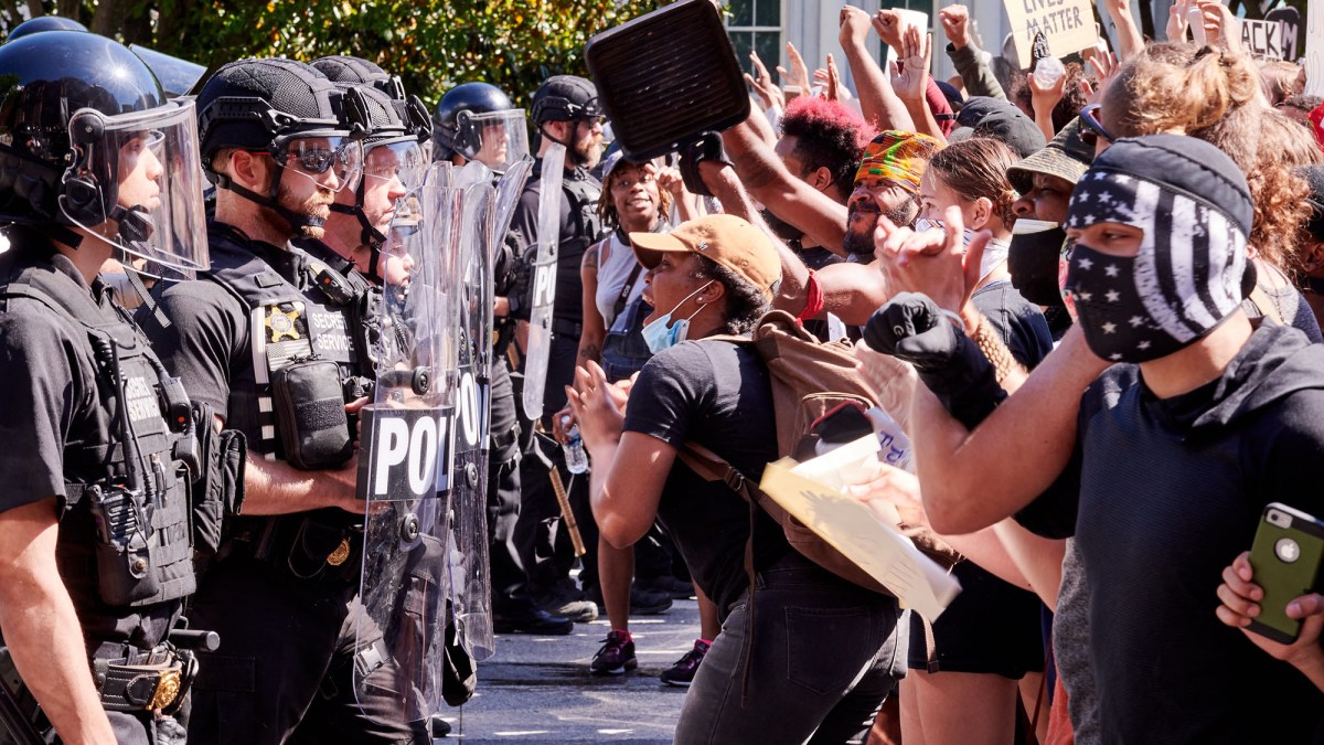 police manifestation floyd // Source : Geoff Livingston