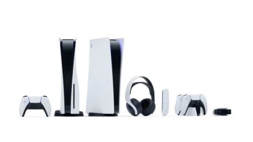 Les deux PS5 et leurs accessoires // Source : Sony