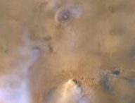 Tempête de poussière sur Mars. // Source : NASA/JPL-Caltech/MSSS (photo recadrée)