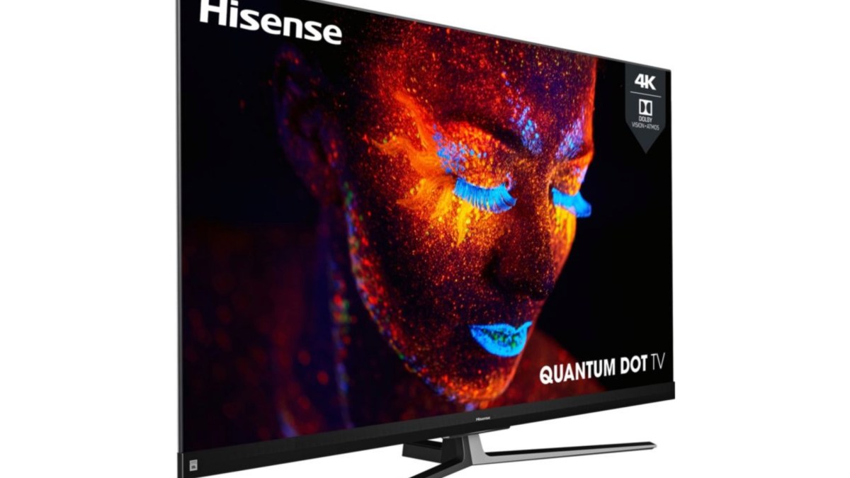 Téléviseur Hisense U82QF // Source : Maxime Claudel pour Numerama