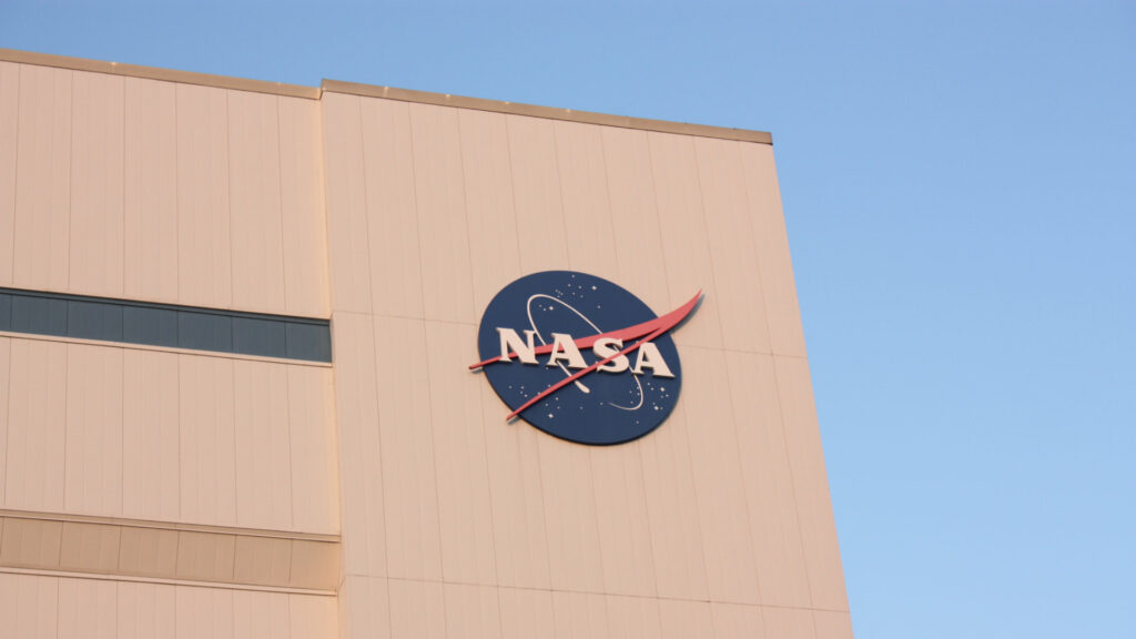Logo de la Nasa. // Source : Flickr/CC/Nasa Goddard Space Flight Center (photo recadrée)
