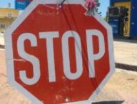 Un panneau STOP // Source : Wikimedia/André Loconte (photo légèrement éclaircie)