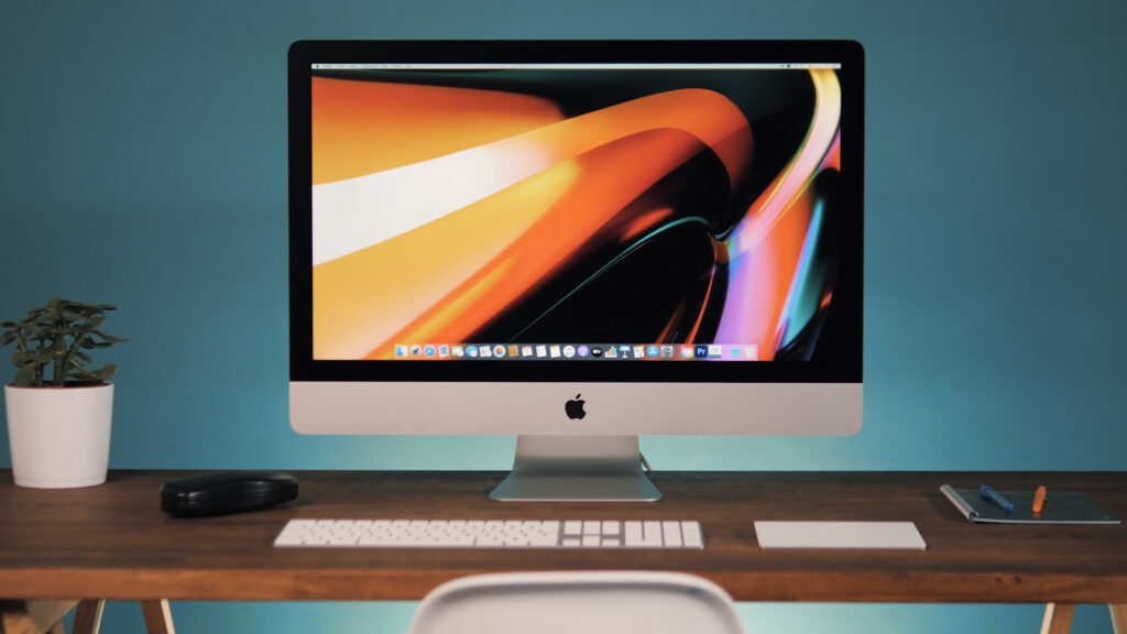 L'iMac 27 pouces de 2020 // Source : Louise Audry pour Numerama