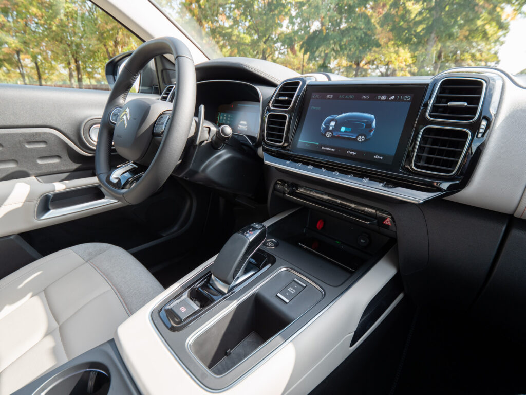 Citroen C5 Aircross hybrid habitacle Citroen C5 Aircross hybrid habitacle
