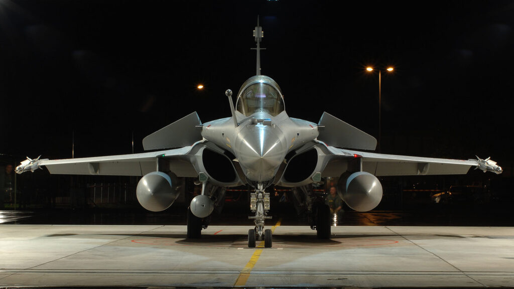 Dassault Rafale hangar Dassault Rafale hangar