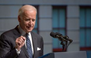 Joe Biden // Source : Bill Ingalls