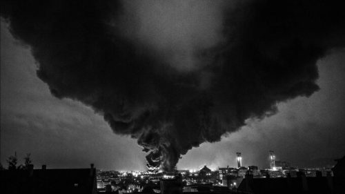 L'Incendie de l'usine Lubrizol de Rouen, photographié le matin du 26 septembre 2019. // Source : Daniel Briot