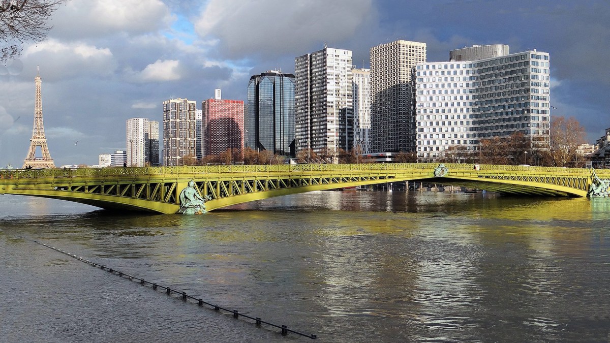 Pont Mirabeau // Source : Wikimedia