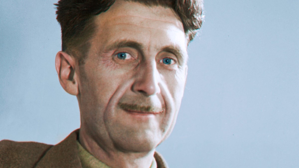 George Orwell. // Source : Cassowary Colorization