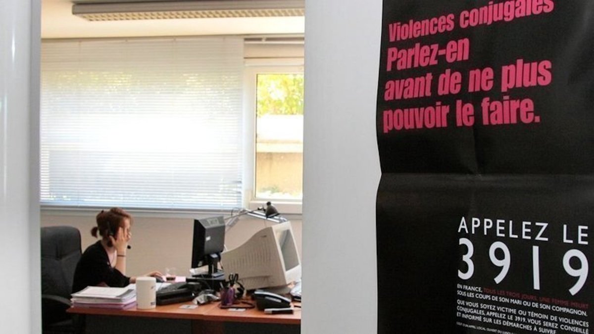 Une affiche pour le 3919 // Source : Solidarité Femmes