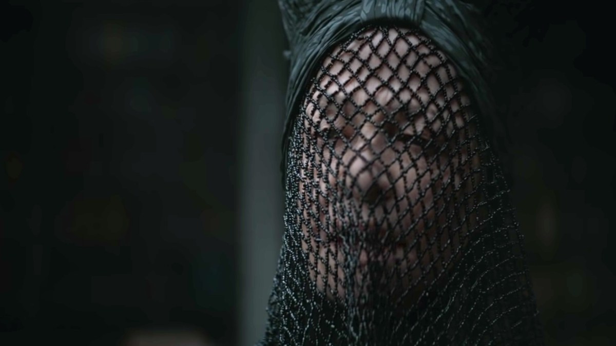 Une révérende mère des Bene Gesserit dans le Dune de Villeneuve. // Source : Dune (Warner)