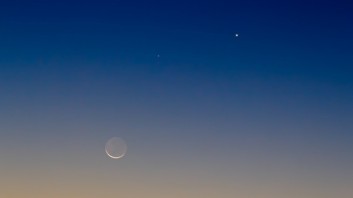 Lune, Mercure et Vénus. // Source : Flickr/CC/Luis Argerich (photo recadrée)