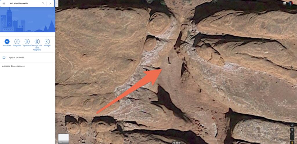 Une capture du monolithe sur Google Maps // Source : Flèche Numerama Une capture du monolithe sur Google Maps // Source : Flèche Numerama