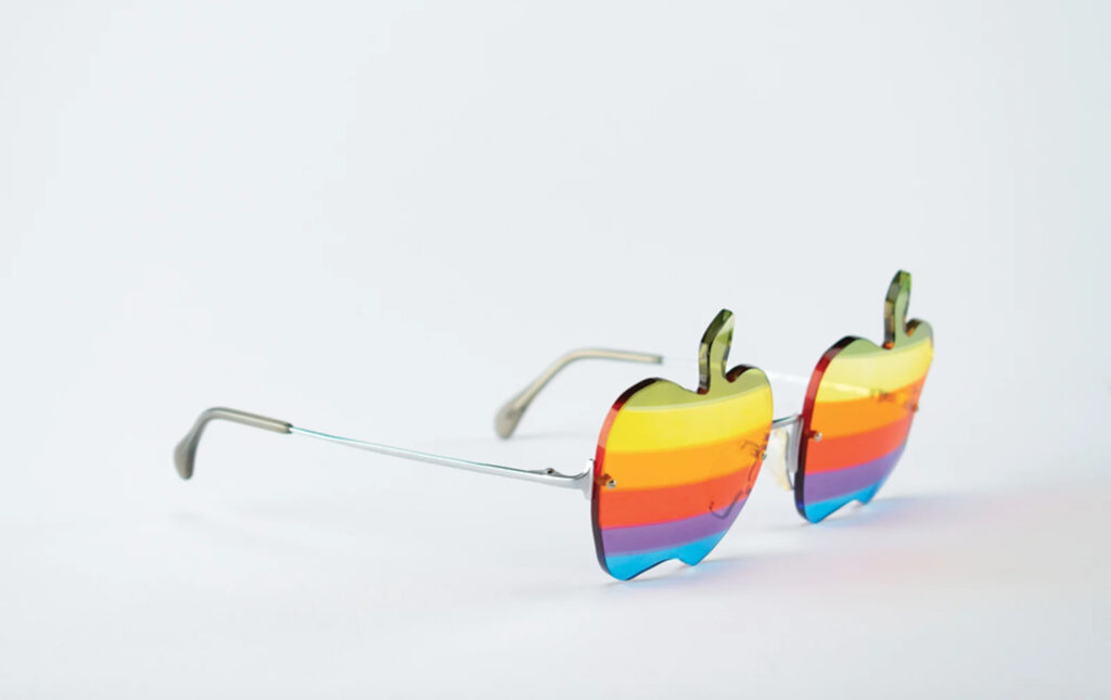 Des lunettes Apple // Source : RR Auction