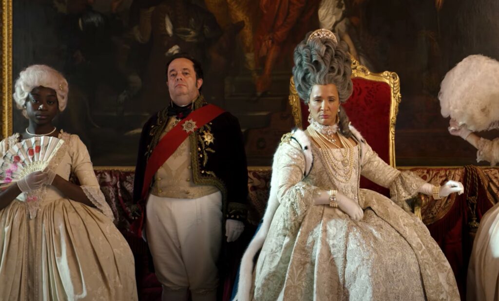 Golda Rosheuvel joue la Reine Charlotte dans la Chronique de Bridgerton // Source : Capture d'écran Netflix