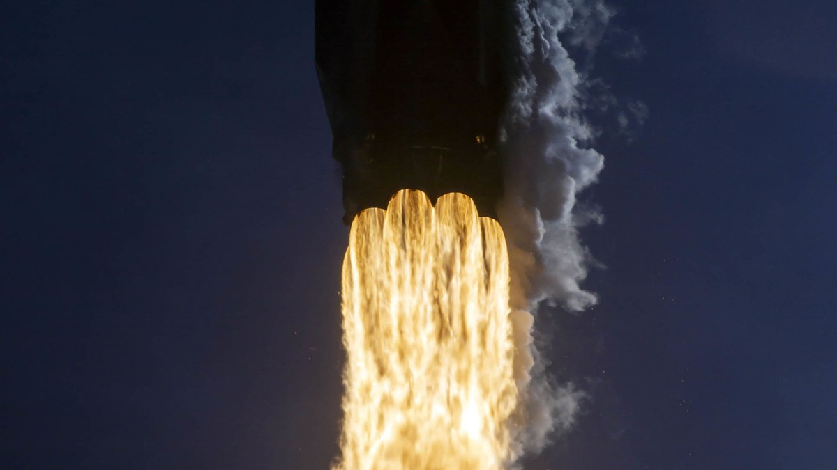 SpaceX Falcon 9 // Source : SpaceX