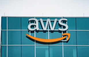 Amazon Web Services // Source : Tony Webster