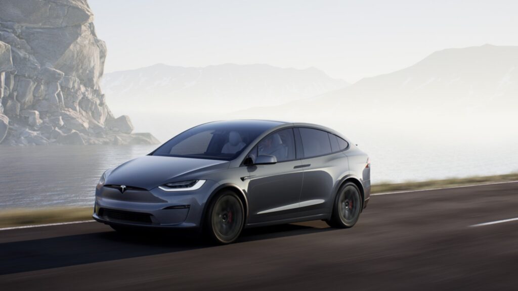 Tesla Model X (2021)  // Source : Tesla