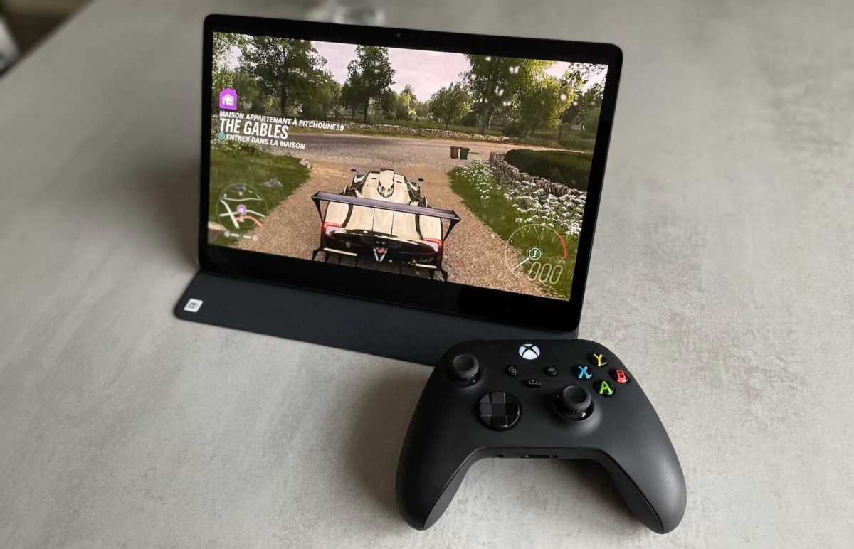 Forza Horizon 4 sur la Samsung Galaxy Tab S7+ // Source : Maxime Claudel pour Numerama