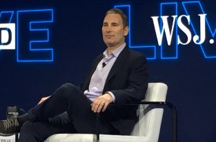 « L'ombre de Jeff Bezos » : qui est Andy Jassy, le nouveau CEO d'Amazon ?