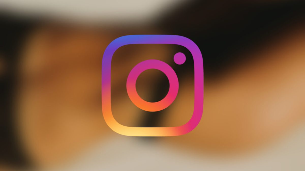 Des comptes spams envoient des liens pour des sites pornograhiques sur Instagram // Source : Dainis Graveris / Numerama