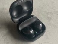 Les écouteurs Samsung Galaxy Buds Pro // Source : Maxime Claudel pour Numerama