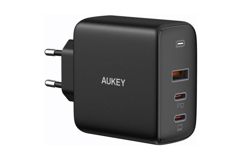 aukey-omnia-90-w-3-ports-usb-GaN aukey-omnia-90-w-3-ports-usb-GaN