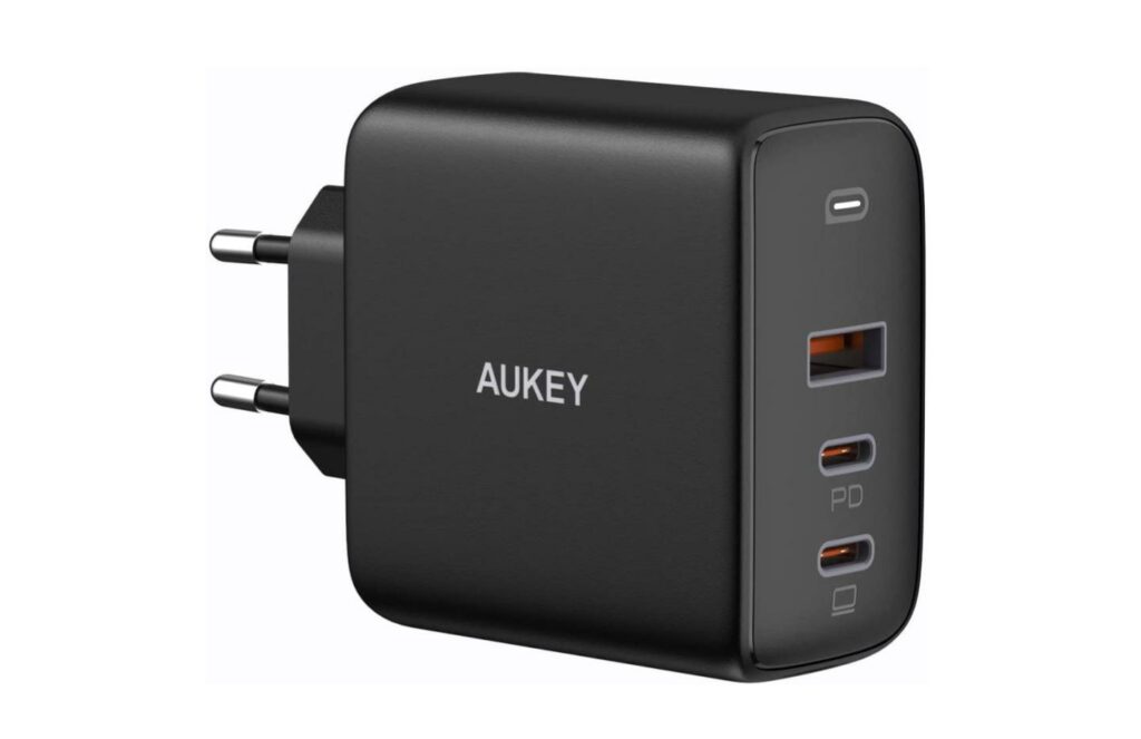 aukey-omnia-90-w-3-ports-usb-GaN