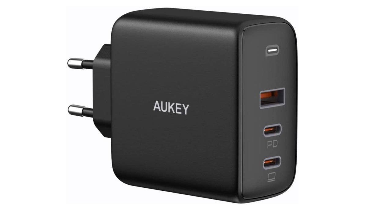 aukey-omnia-90-w-3-ports-usb-GaN