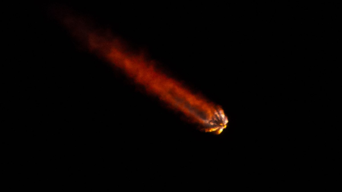 Le retour du premier étage d'une fusée Falcon 9. // Source : SpaceX