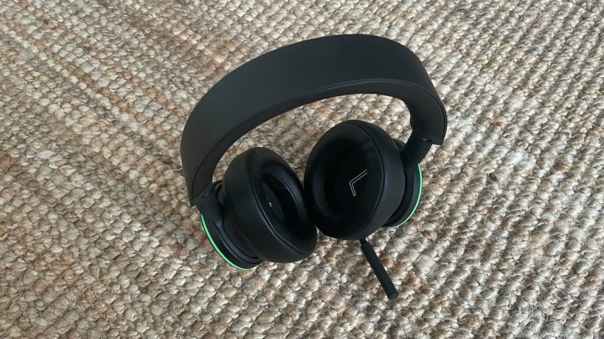 L'arceau du Casque sans fil Xbox // Source : L'oreillette droite du Casque sans fil Xbox