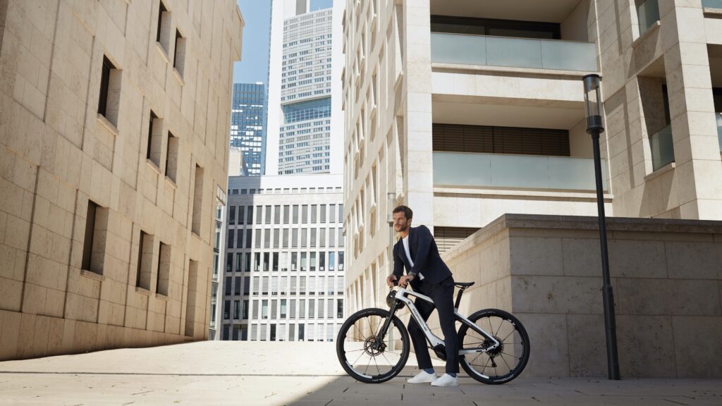 Le vélo électrique Sport de Porsche // Source : Porsche Le vélo électrique Sport de Porsche // Source : Porsche